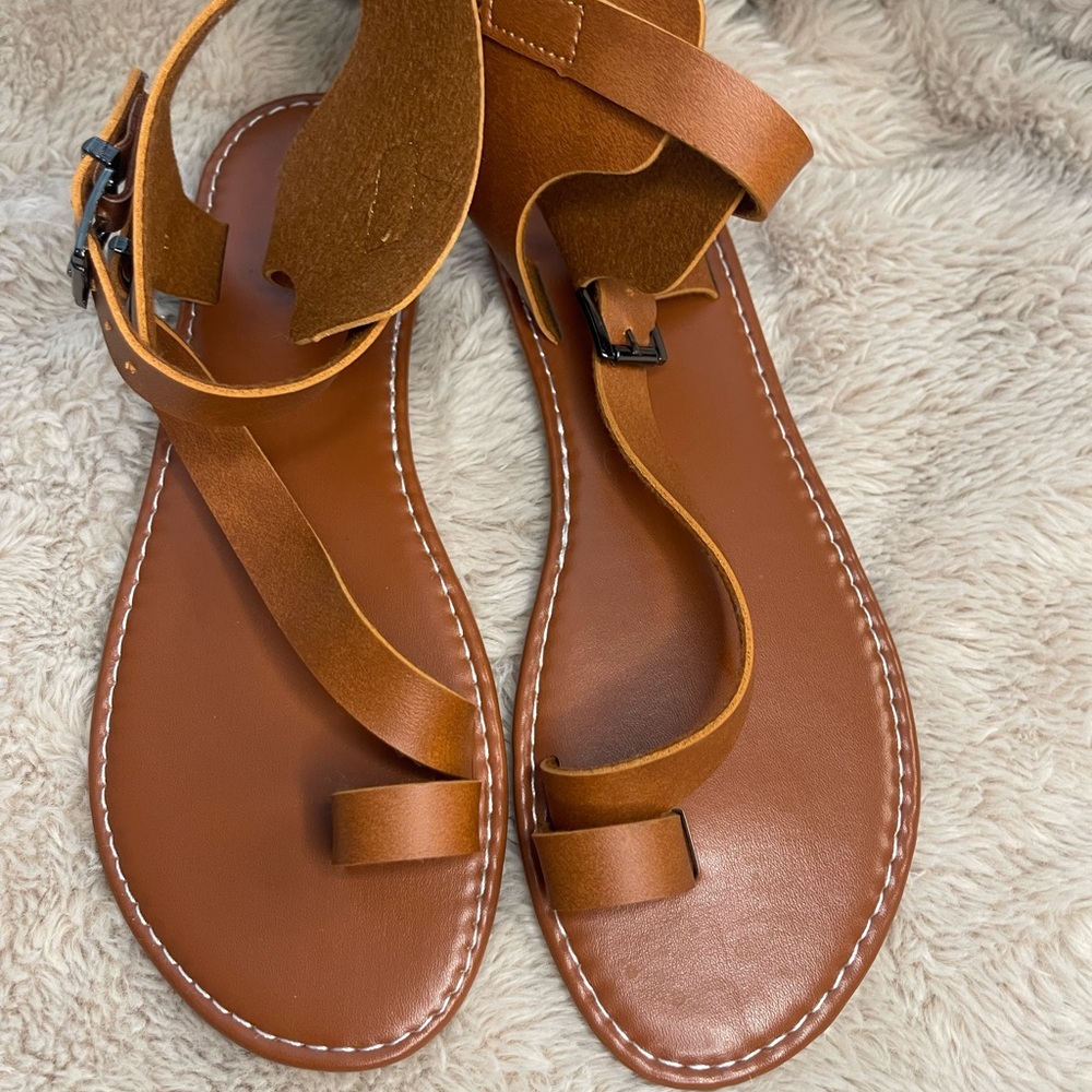 Brown Leather-like Ankle Side strap Cognac Flat Sandals Size 9